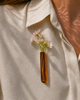 Muurbloempjes bloemenbroche Amber, decoratieve planthanger in bloemvorm